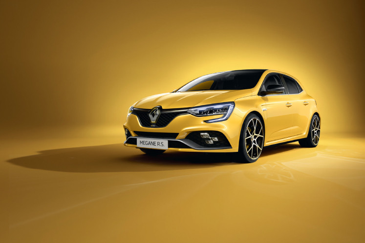 Renault Megane Sirius Yellow